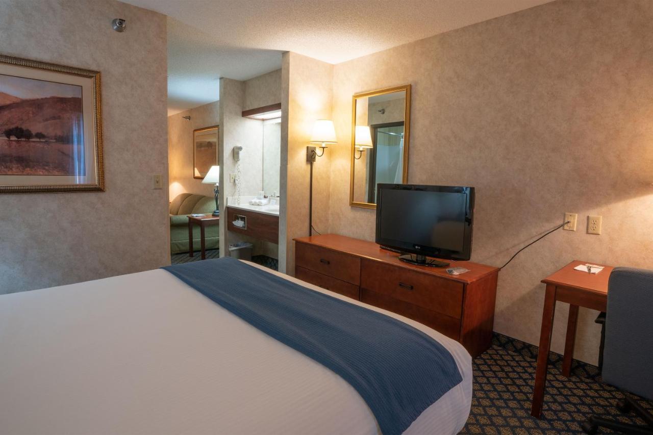 Miles City Hotel & Suites Экстерьер фото