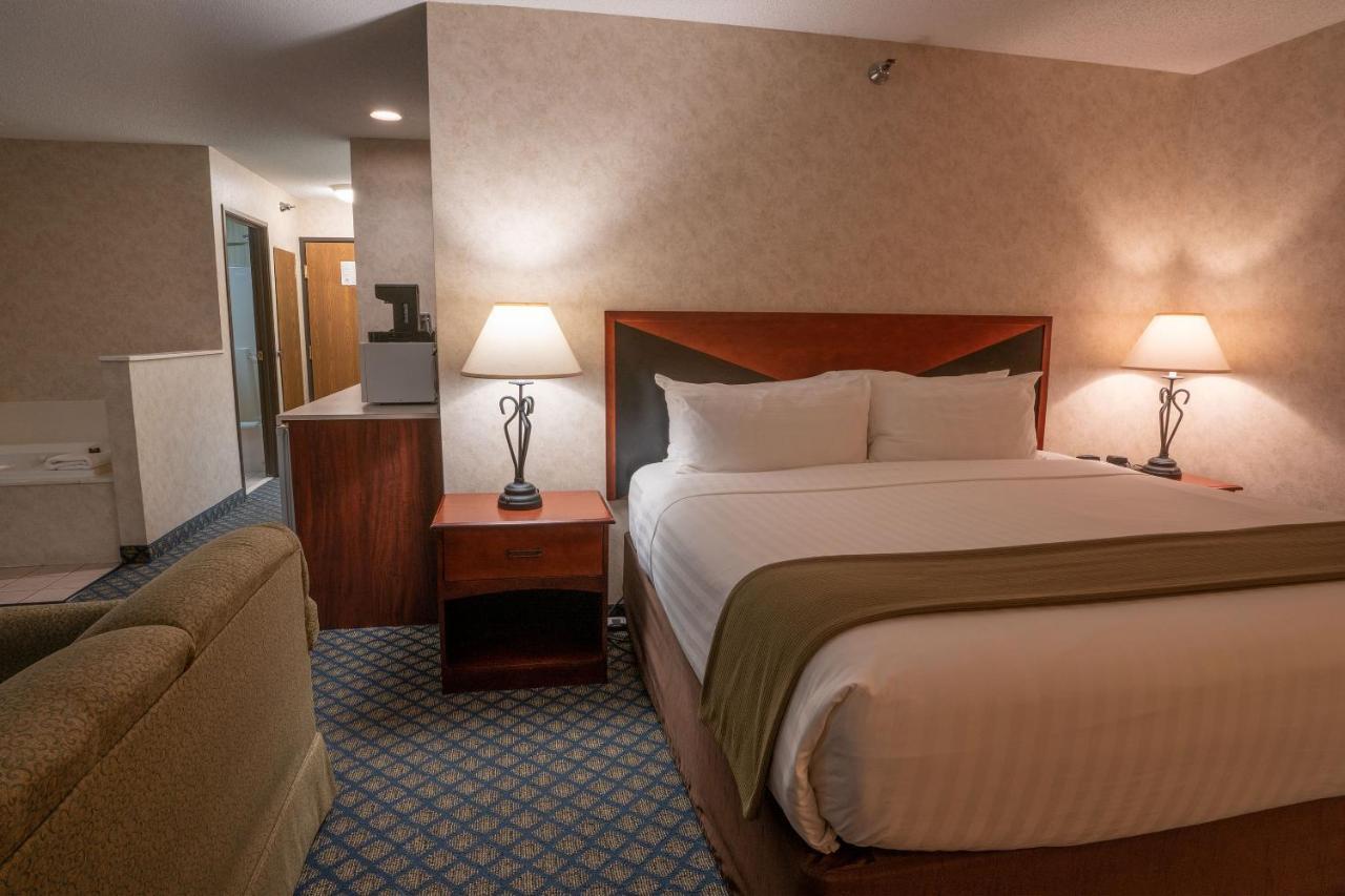 Miles City Hotel & Suites Экстерьер фото