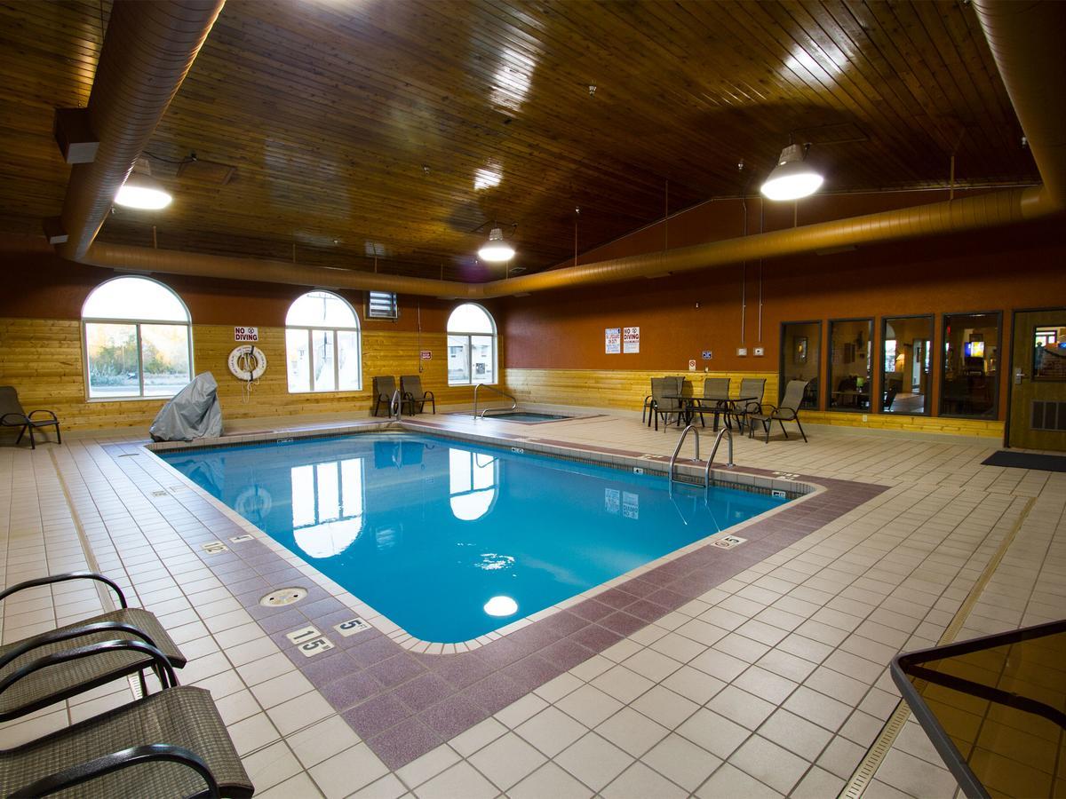 Miles City Hotel & Suites Экстерьер фото