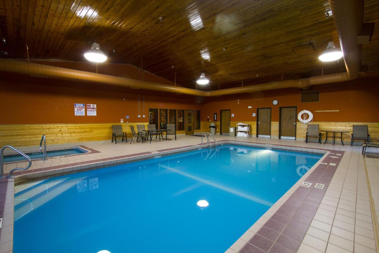 Miles City Hotel & Suites Экстерьер фото