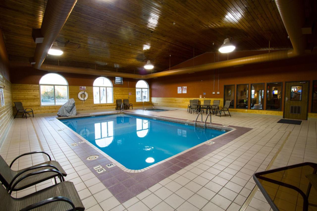 Miles City Hotel & Suites Экстерьер фото