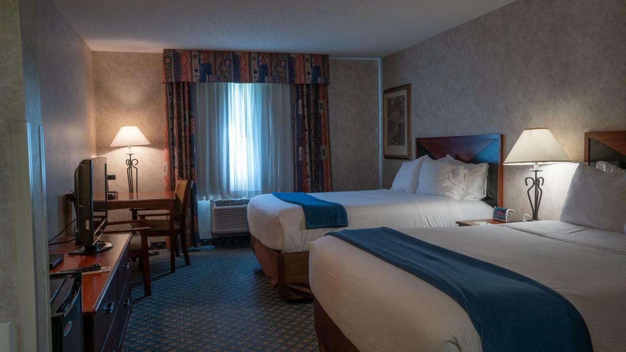 Miles City Hotel & Suites Экстерьер фото